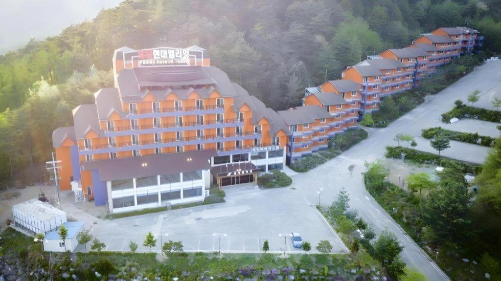 Hyundai Elliot Hotel And Resort Pyeongchang Ngoại thất bức ảnh