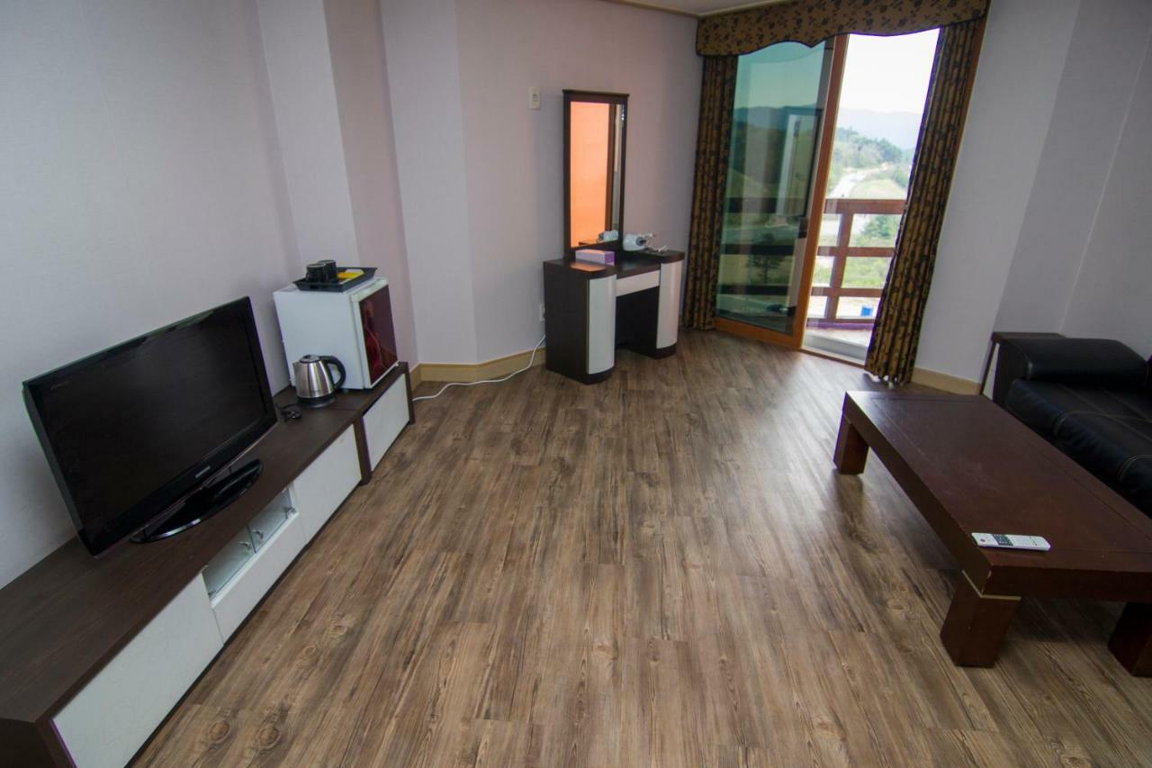 Hyundai Elliot Hotel And Resort Pyeongchang Ngoại thất bức ảnh